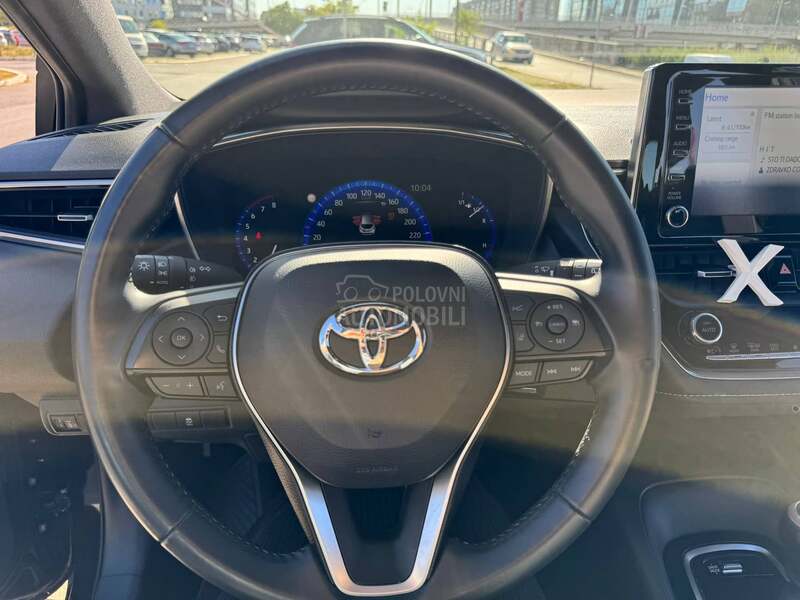 Toyota Corolla LUNA
