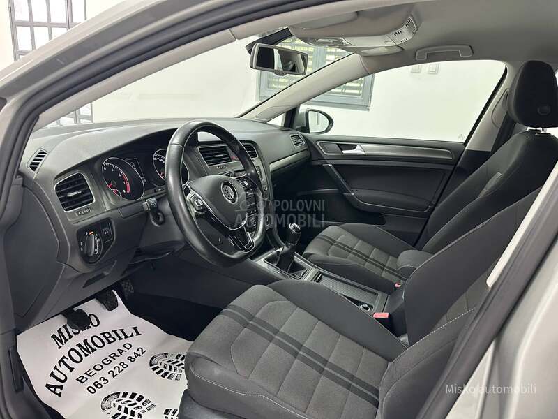 Volkswagen Golf 7 1.2 TSI Comfortline