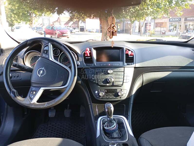 Opel Insignia 2.0