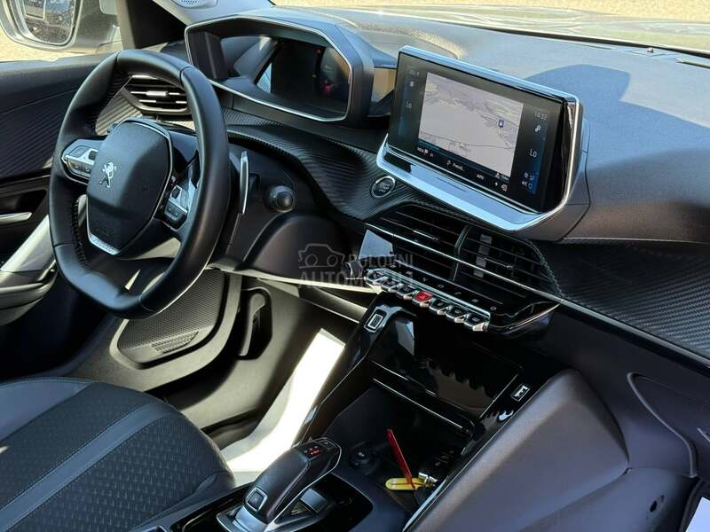 Peugeot 2008 1.5 HDI ALLURE PLUS