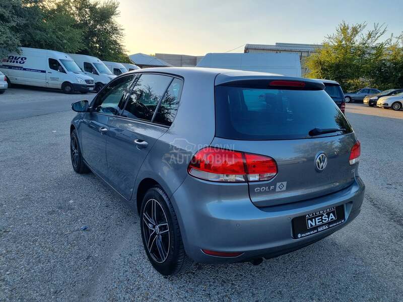 Volkswagen Golf 6 1.6 tdi MATCH