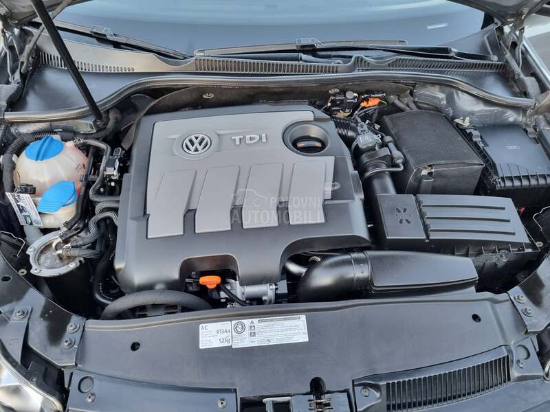 Volkswagen Golf 6 1.6 tdi MATCH