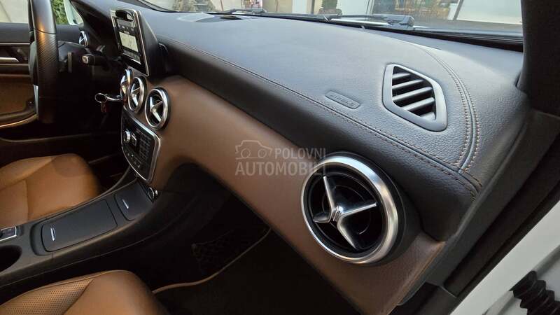 Mercedes Benz A 200 AMG Sport Exclusive