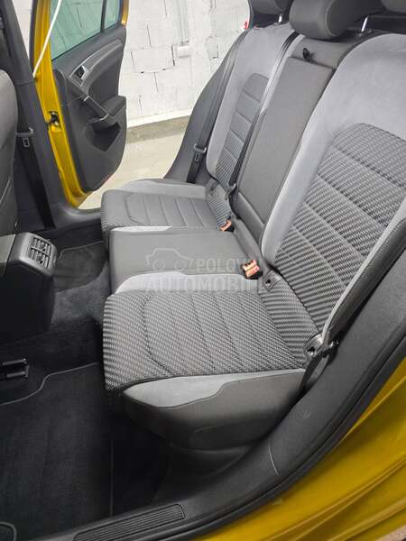 Volkswagen Golf 7 GOLF 7.5 R LINE
