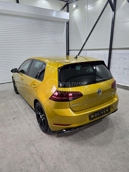 Volkswagen Golf 7 GOLF 7.5 R LINE