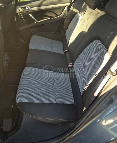 Peugeot 407 1.6 HDI
