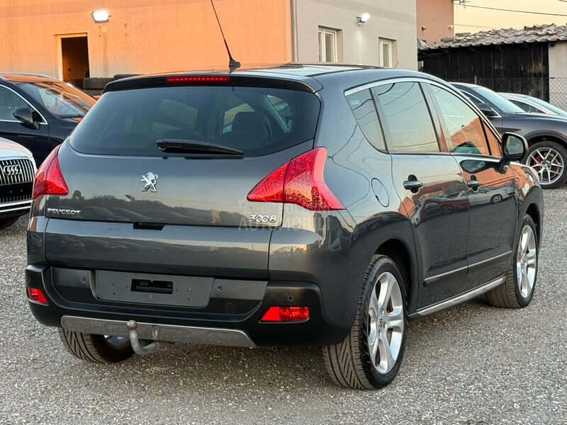 Peugeot 3008 2.0 HDI FELINE AUTO