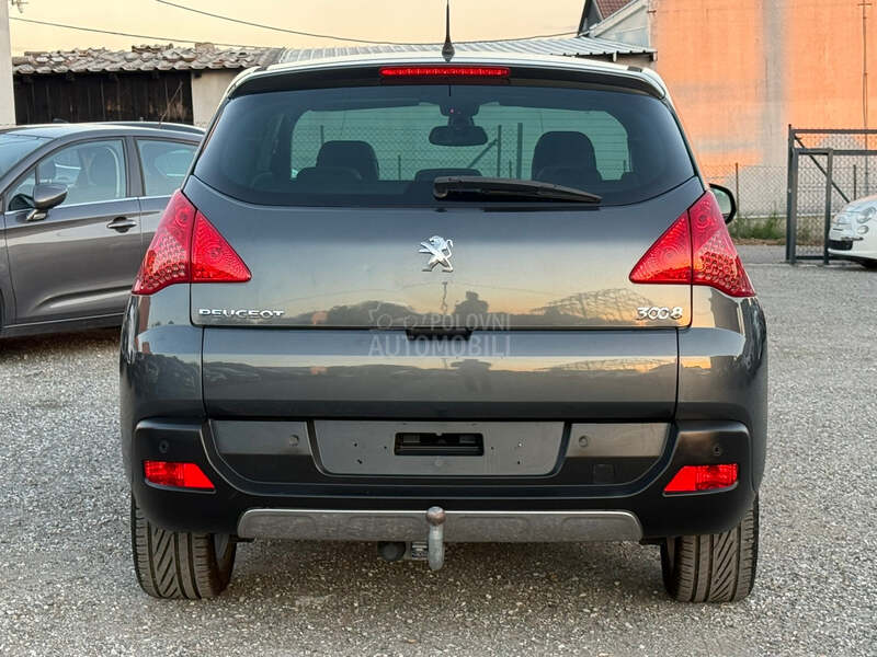 Peugeot 3008 2.0 HDI FELINE AUTO