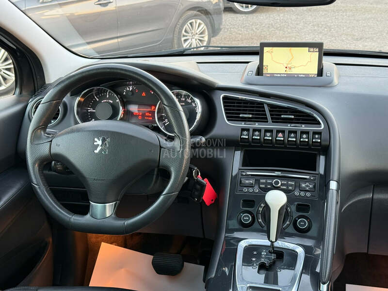 Peugeot 3008 2.0 HDI FELINE AUTO