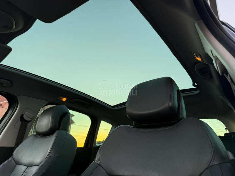 Peugeot 3008 2.0 HDI FELINE AUTO