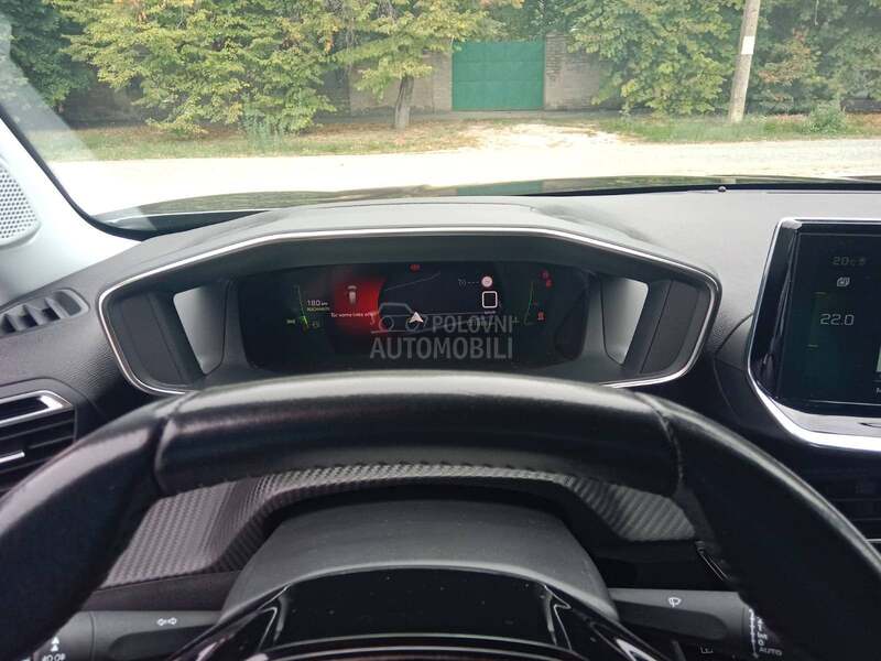 Peugeot 2008 1.5 HDI ALLURE