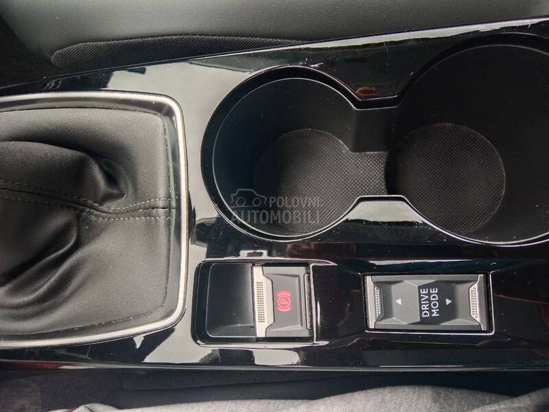 Peugeot 2008 1.5 HDI ALLURE