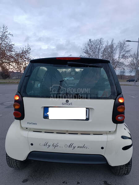 Smart ForTwo For two 0.7