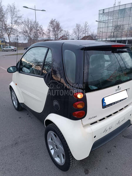 Smart ForTwo For two 0.7