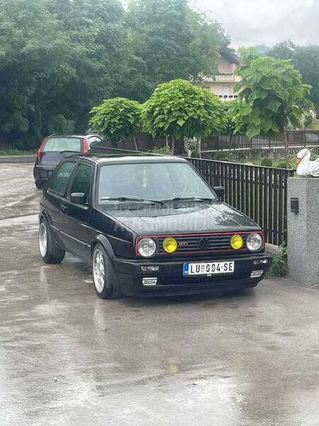 Volkswagen Golf 2 gti