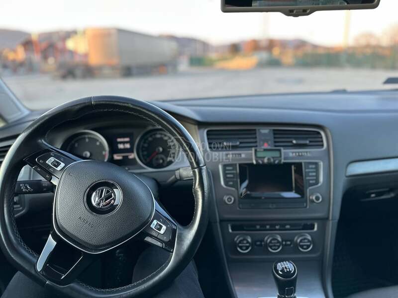 Volkswagen Golf 7 