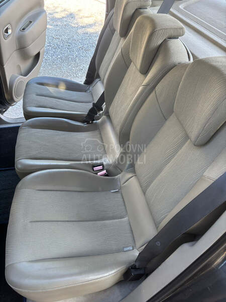 Renault Scenic 2.0 dci