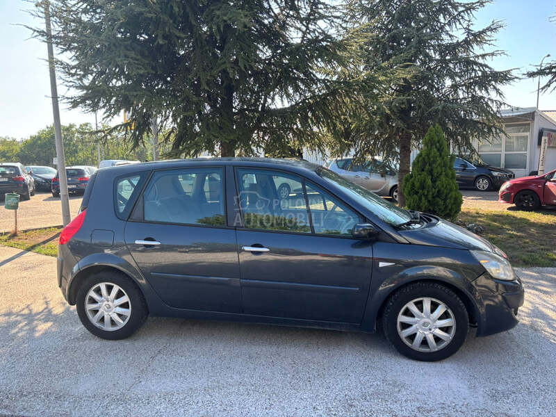 Renault Scenic 2.0 dci