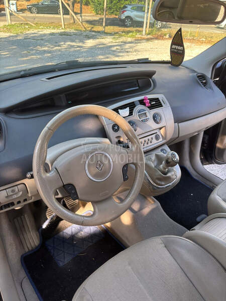 Renault Scenic 2.0 dci
