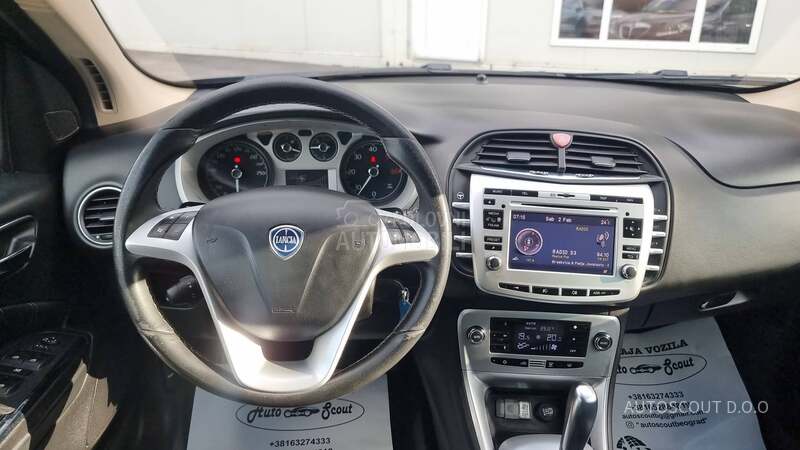 Lancia Delta 1.6 MJet A/T