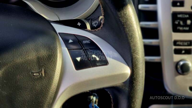 Lancia Delta 1.6 MJet A/T