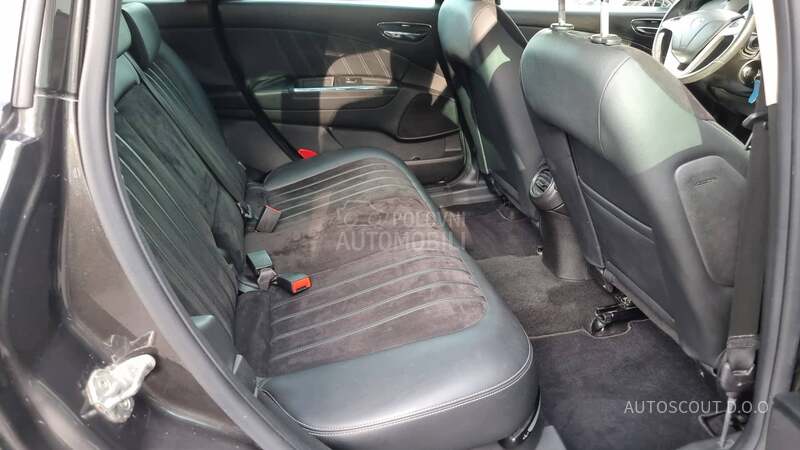 Lancia Delta 1.6 MJet A/T