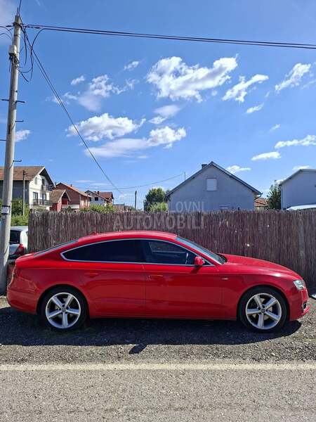 Audi A5 2010. god. -  kompletan auto u delovima
