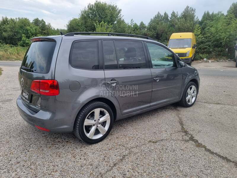 Volkswagen Touran 