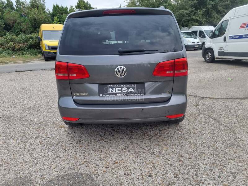 Volkswagen Touran 