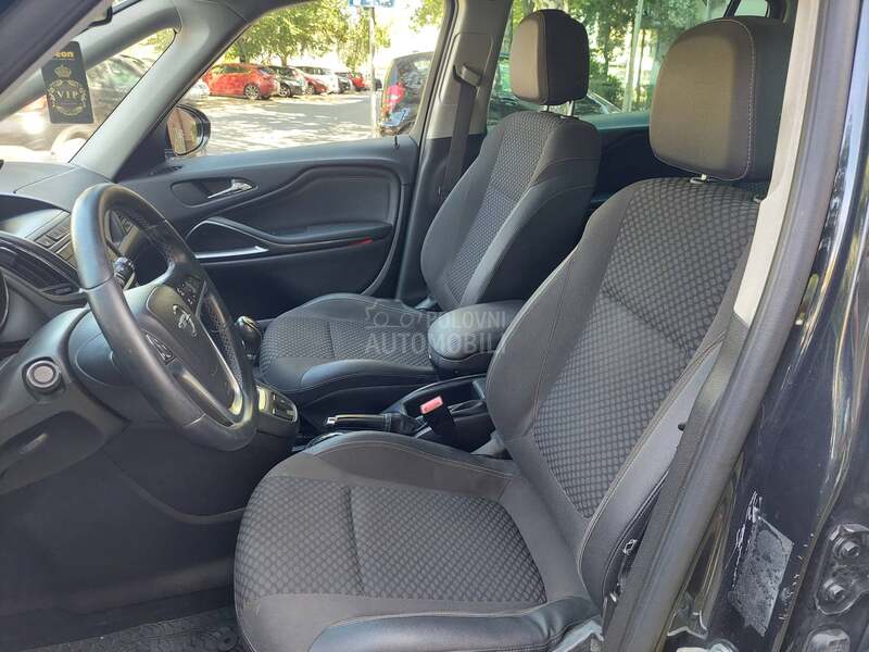 Opel Zafira 1.6 COSMO N.AVI