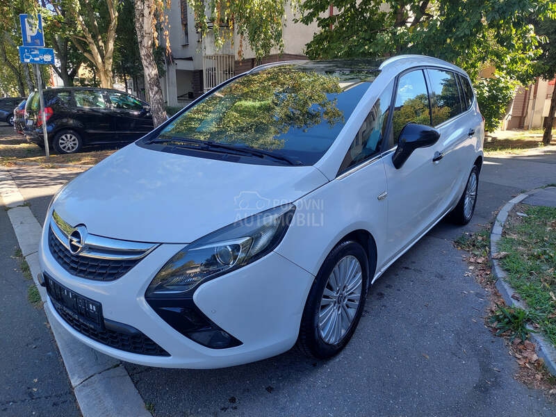 Opel Zafira 1.6 COSMO N.AVI
