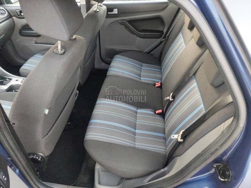 Ford Focus 1,8b