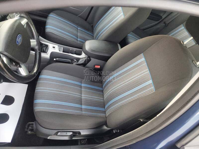 Ford Focus 1,8b