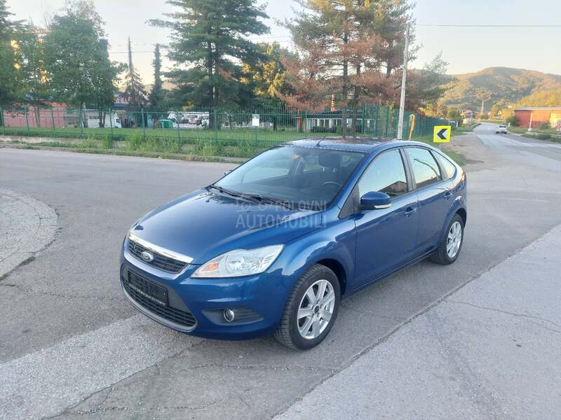 Ford Focus 1,8b