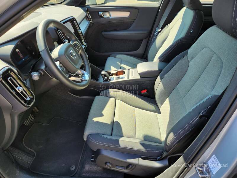 Volvo XC40 B3 AT CORE