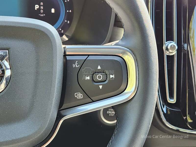 Volvo XC40 B3 AT CORE