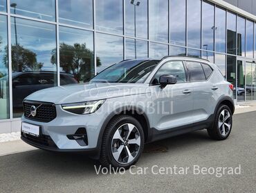 Volvo XC40 T2 PLUS DARK A/T