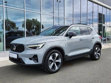 Volvo XC40 T2 PLUS DARK A/T