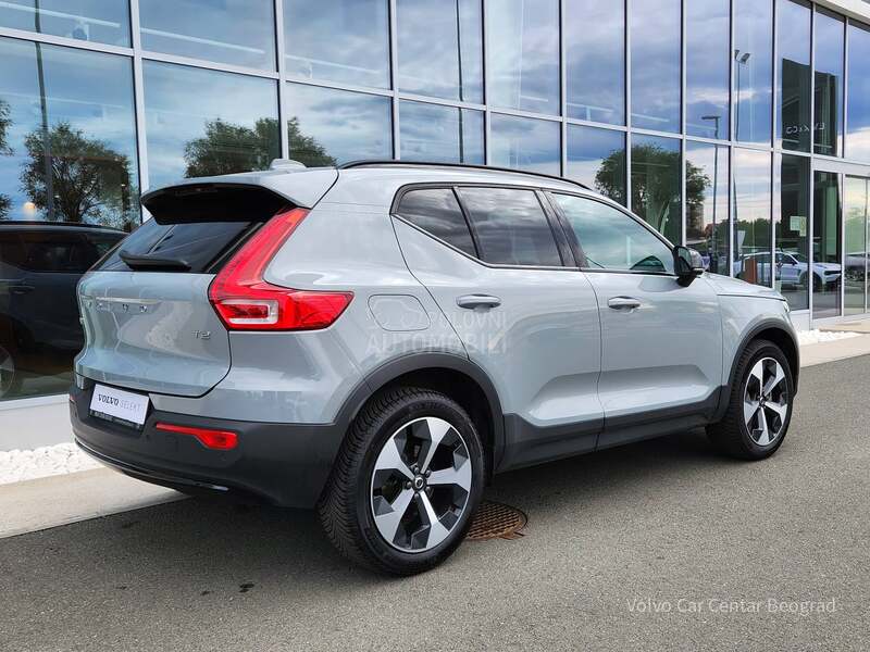 Volvo XC40 T2 PLUS DARK A/T