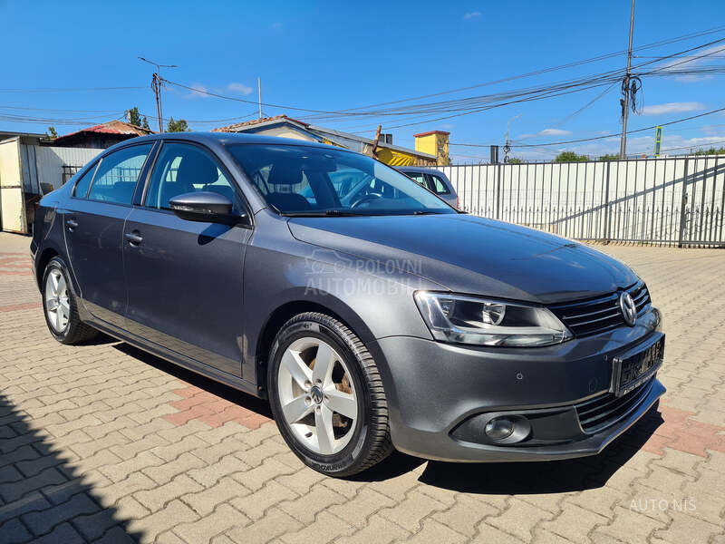 Volkswagen Jetta 1.6 TDI HIGHLINE