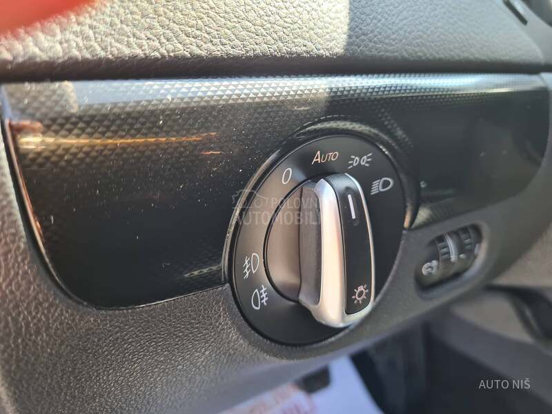 Volkswagen Jetta 1.6 TDI HIGHLINE