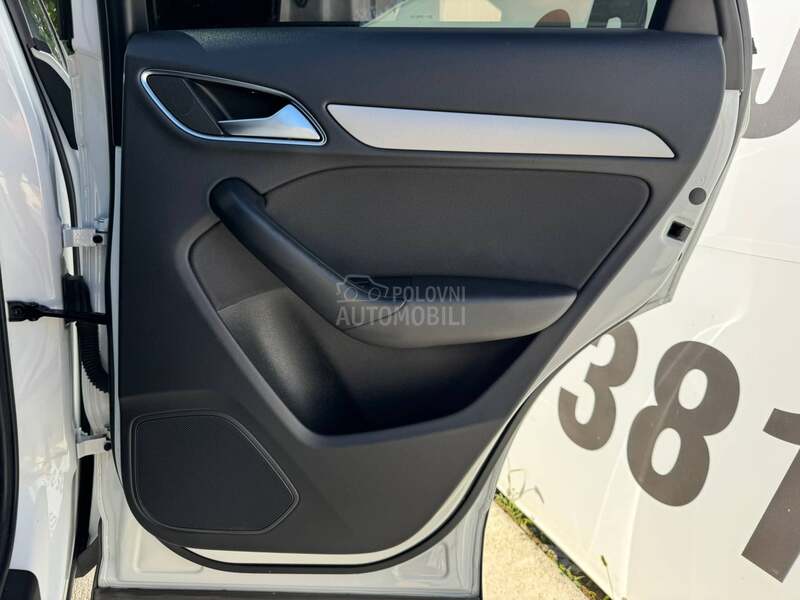 Audi Q3 PANO / XEN