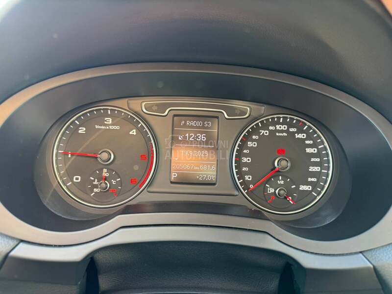 Audi Q3 PANO / XEN