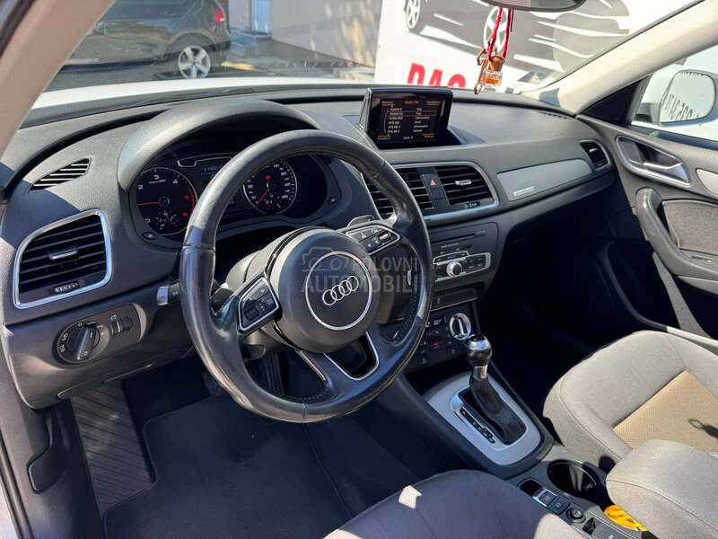 Audi Q3 PANO / XEN
