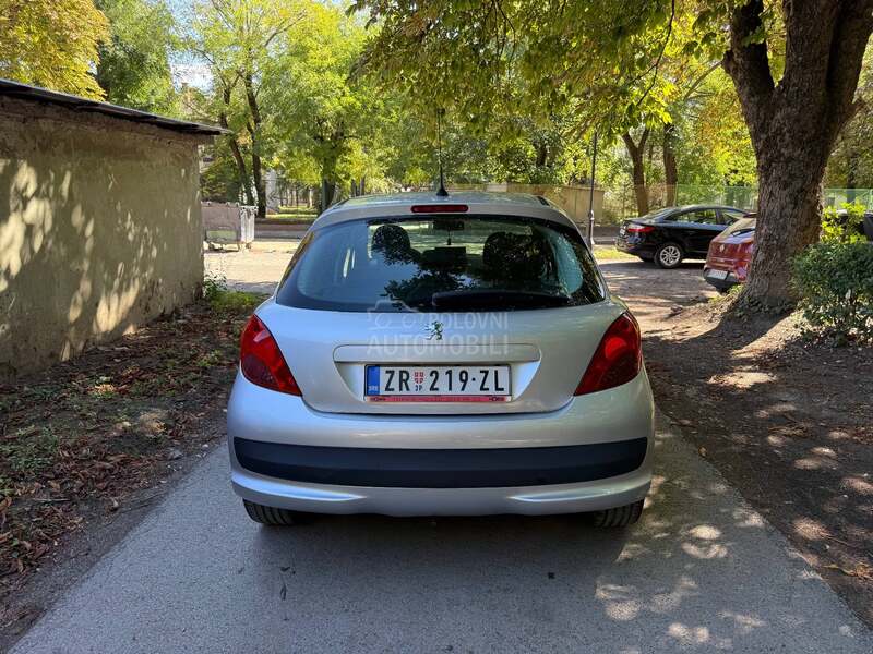 Peugeot 207 