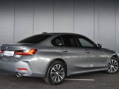 BMW 320 i xDrive AT