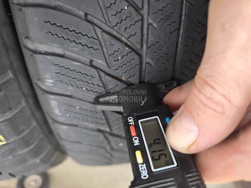 Bridgestone 205/60 R17 Zimska