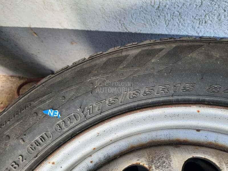 Nexen 175/65 R15 Zimska