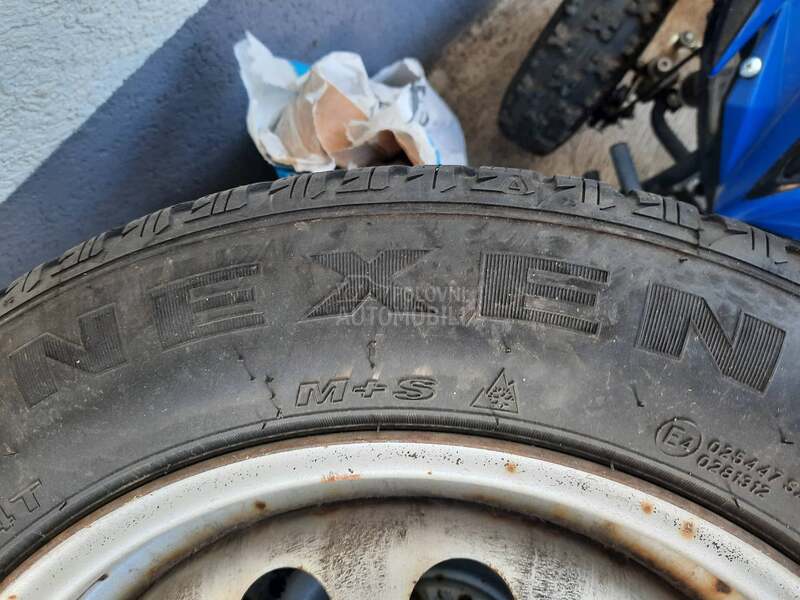 Nexen 175/65 R15 Zimska