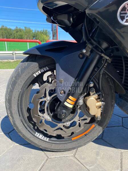 Yamaha T Max RS